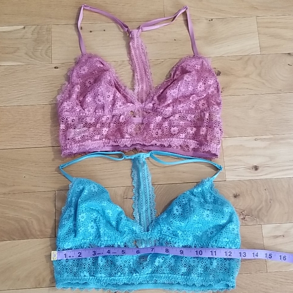2 Victoria Secret racer back lace bralette - Picture 2 of 8